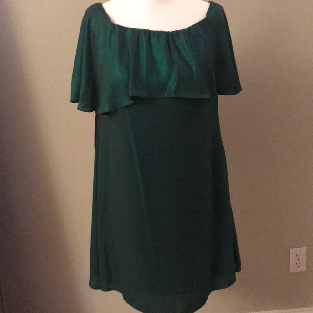 Halston Green sparkle Holiday party dress size 4